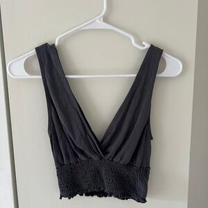 Stretchy cropped tank top